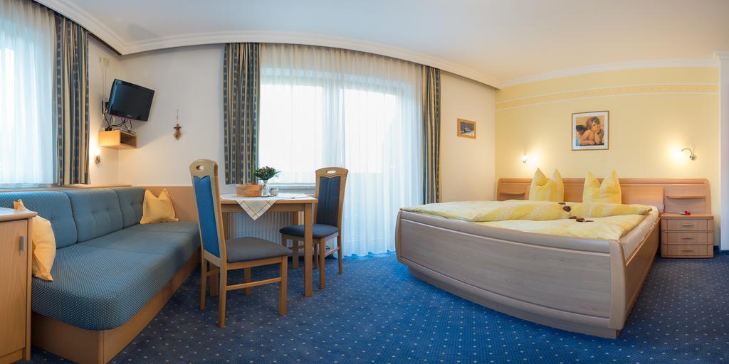 Haus Fernblick Hotel Neustift im Stubaital Ruang foto