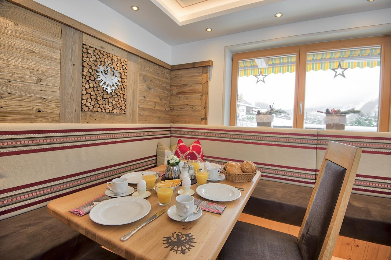 Haus Fernblick Hotel Neustift im Stubaital Bagian luar foto